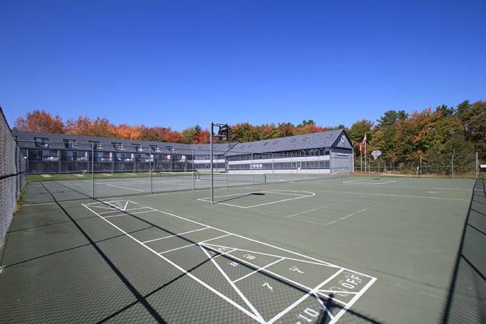 Nautical Mile Resort Wells Extérieur photo