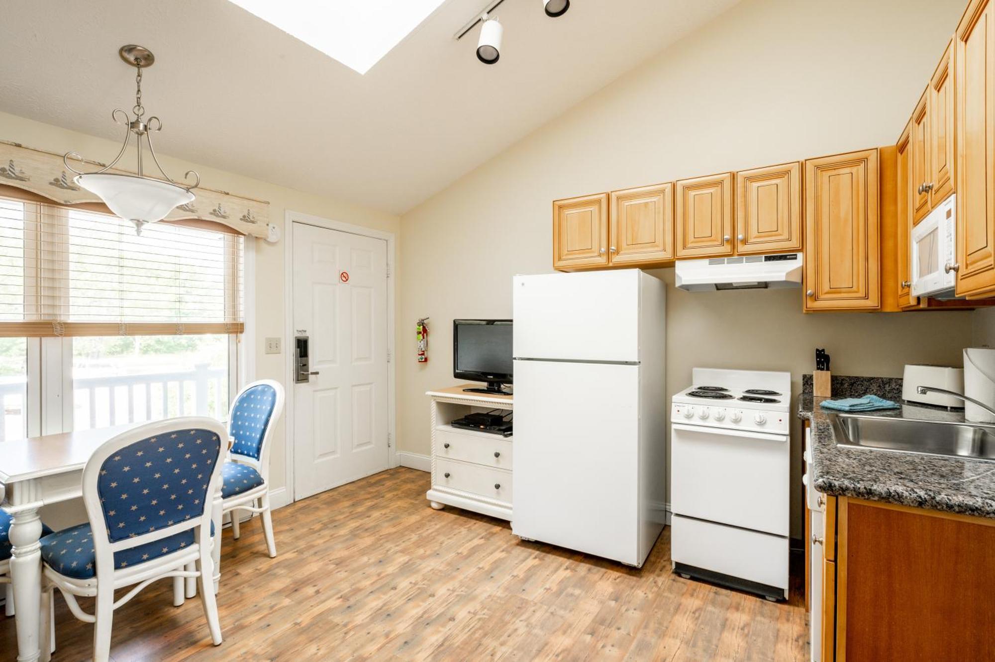Nautical Mile Resort Wells Extérieur photo