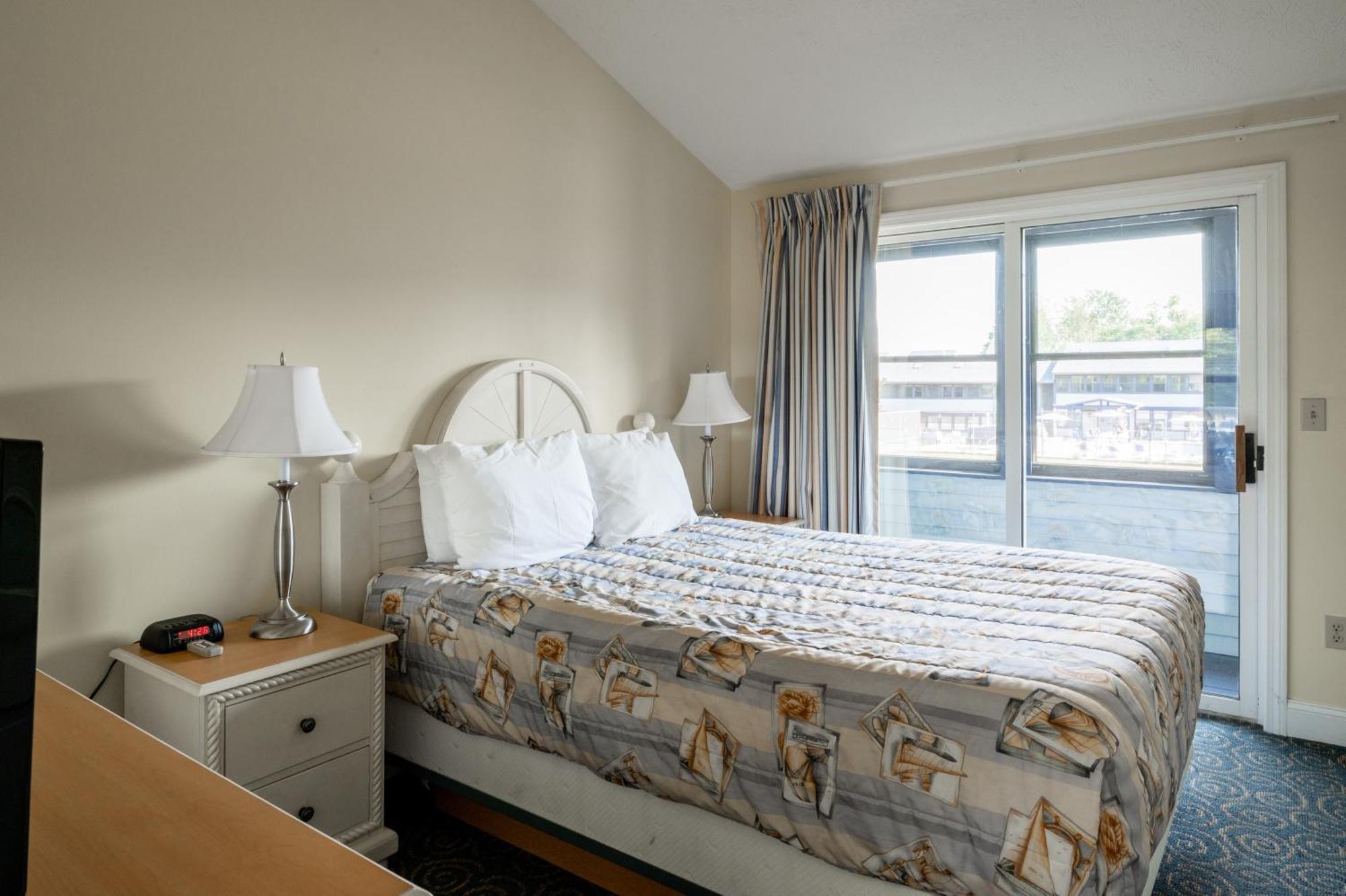 Nautical Mile Resort Wells Extérieur photo