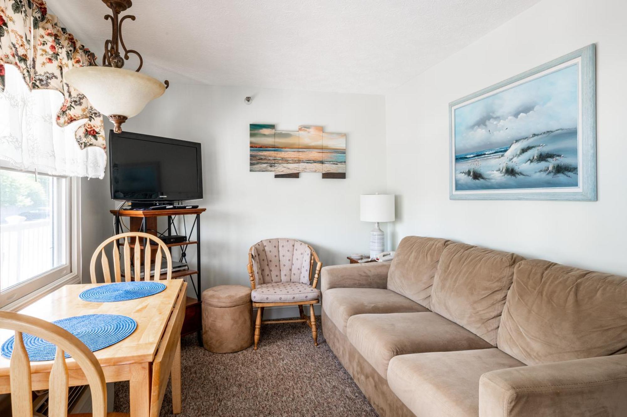 Nautical Mile Resort Wells Extérieur photo